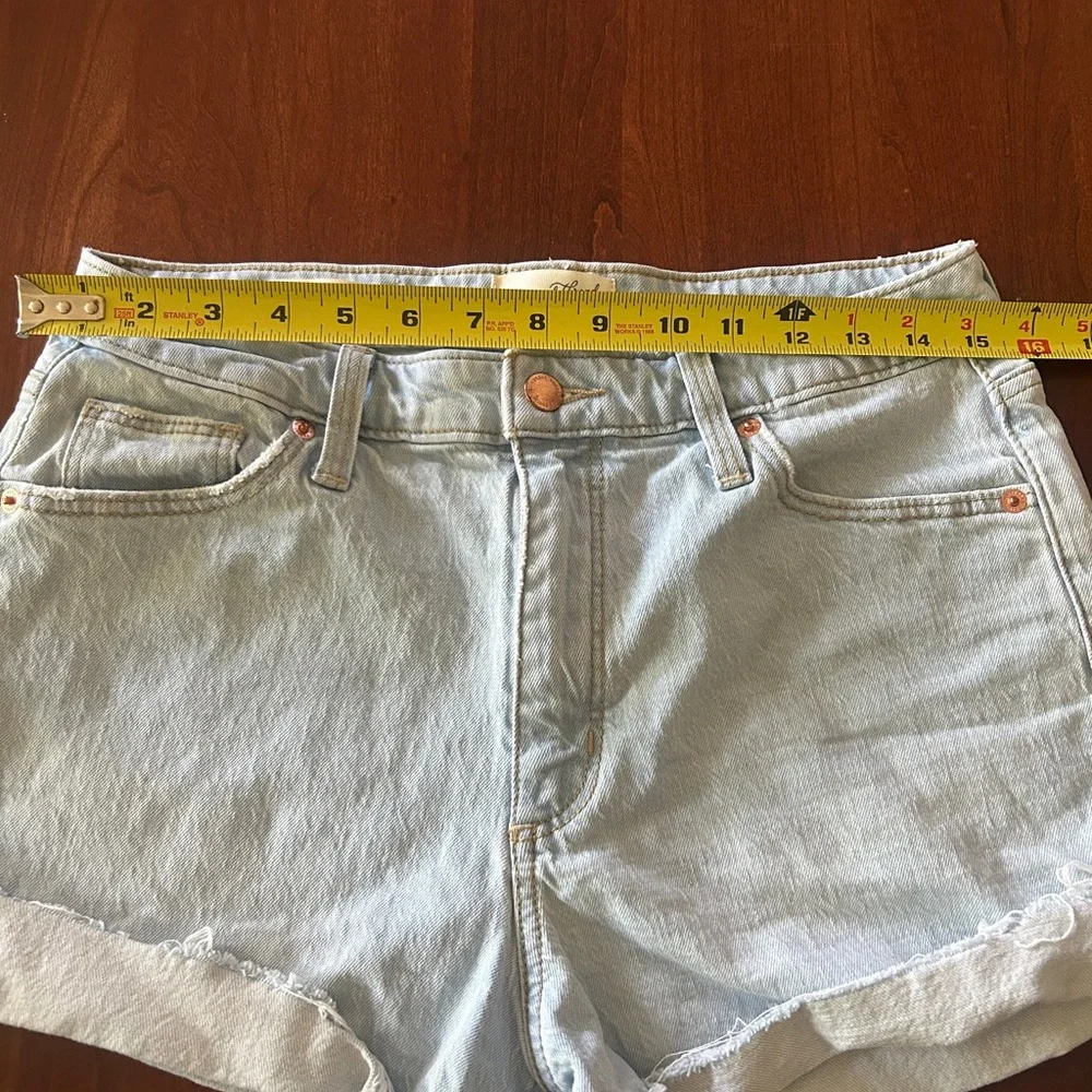 Universal Thread Denim High-Waisted Women Shorts 8/29R